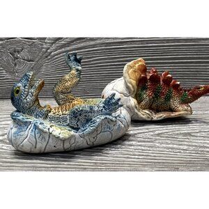 Dinosaurs Hatching from Eggs Baby Stegosaurus & Allosaurus Rubber Vintage 1990s